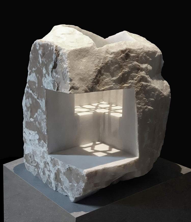 Matthew Simmonds: Αρχιτεκτονική σκαλισμένη σε Λευκή Πέτρα