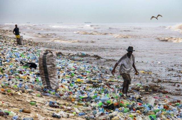 Τα πλαστικά απειλούν τη ζωή μας. Μεγάλη έρευνα
