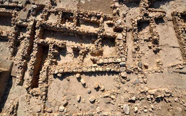 Πετρά Σητείας. Ανασκαφή Προ- και Παλαιοανακτορικού Μινωικού νεκροταφείου
