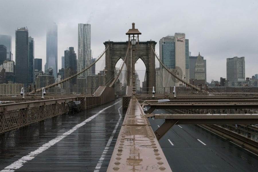 Νέα Υόρκη: Στην πόλη που δεν κοιμάται, τώρα μένεις σπίτι