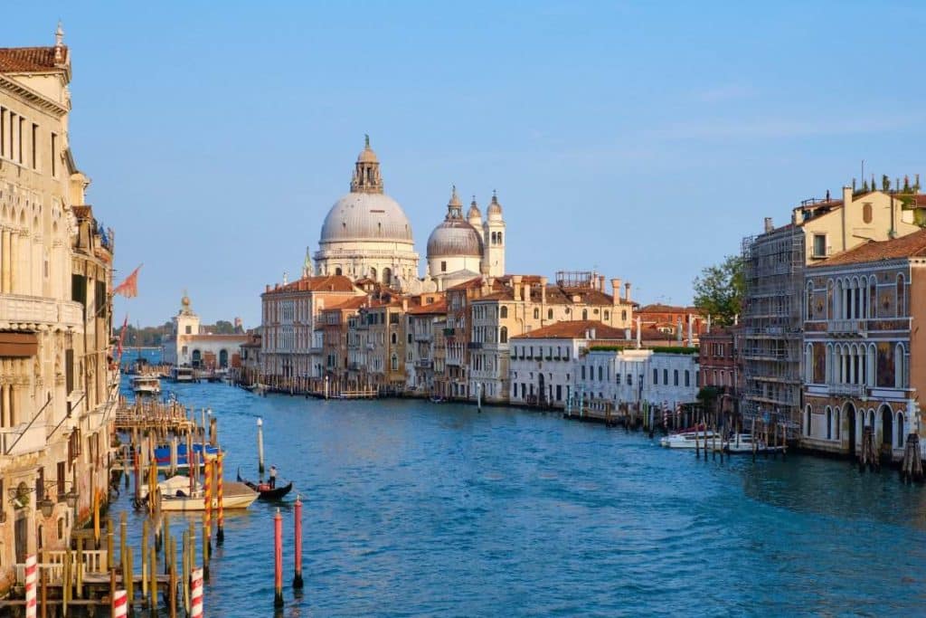 Βενετία: Ο κορονοϊός καθάρισε τα νερά στα κανάλια της